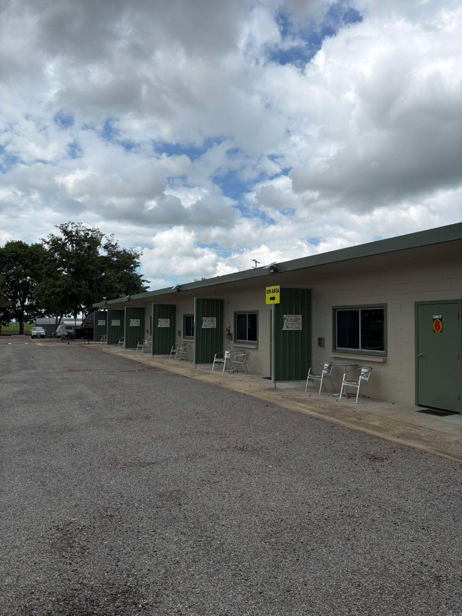 Ingham Tourist Park Hotel Exterior photo